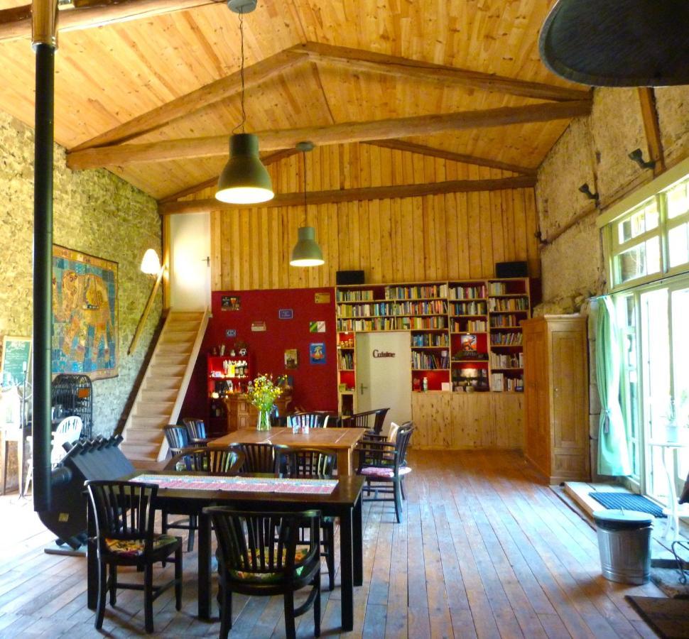 Chambres D'Hotes La Fougeraie Malvieres Ngoại thất bức ảnh